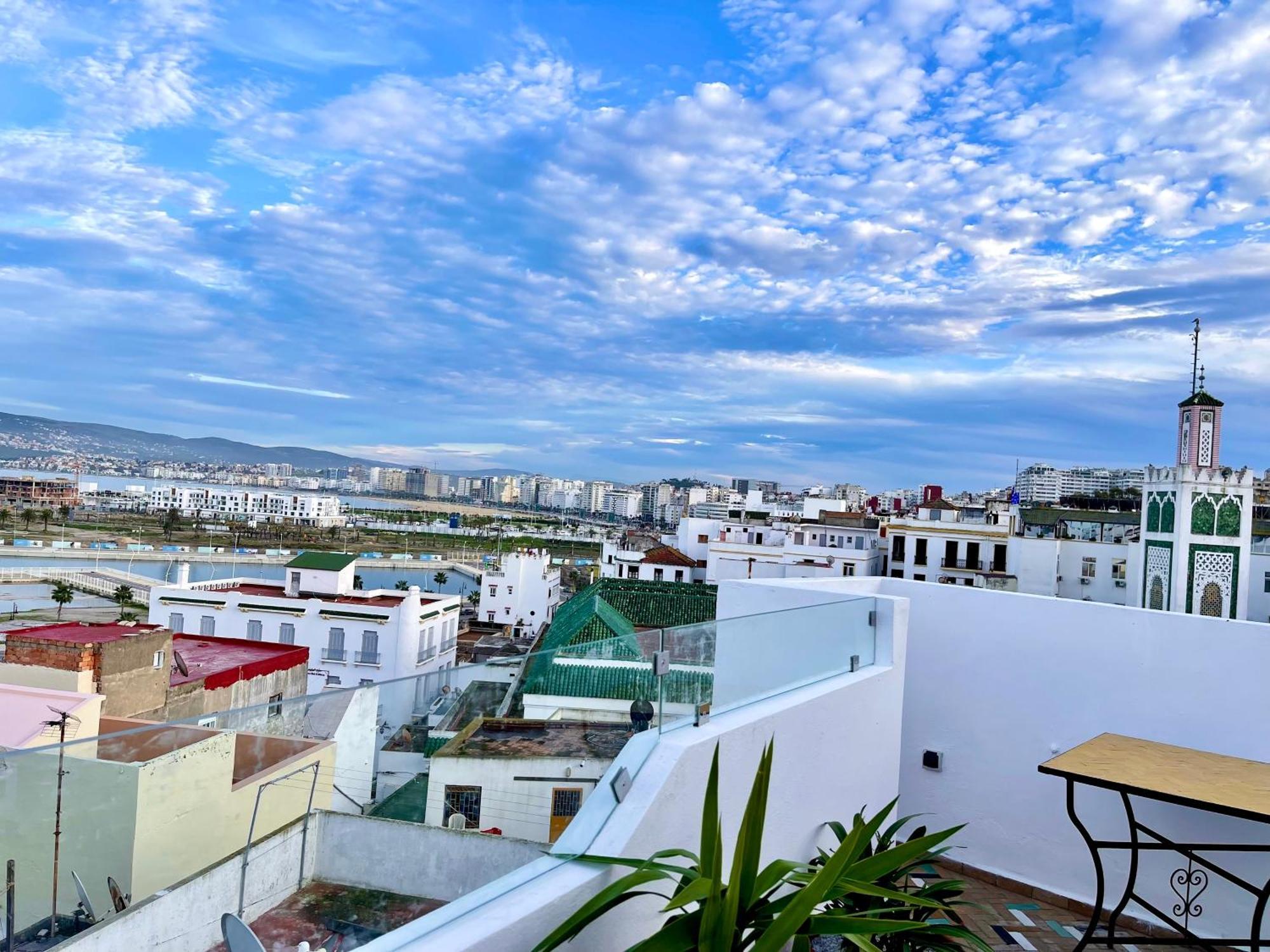Socco Hostel แทนเจียร์ ภายนอก รูปภาพ